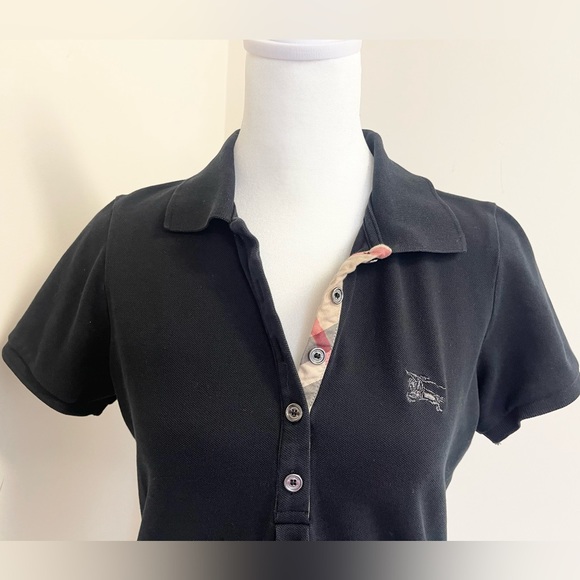Classic Burberry polo! - Picture 3 of 12